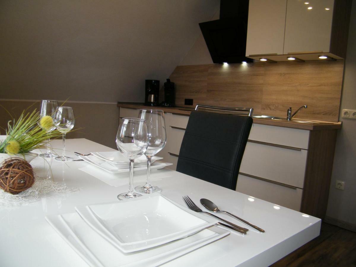 Gastehaus " Schone Aussicht " Apartment นอยฮาร์ลิงเงอซีล ภายนอก รูปภาพ